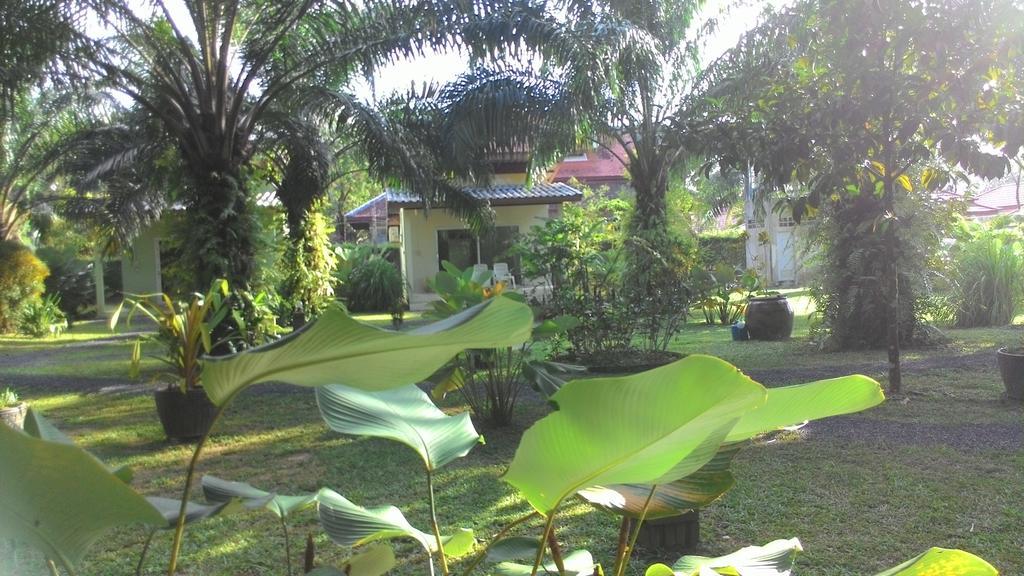 Aathid Garden Khao Lak Villa Room photo